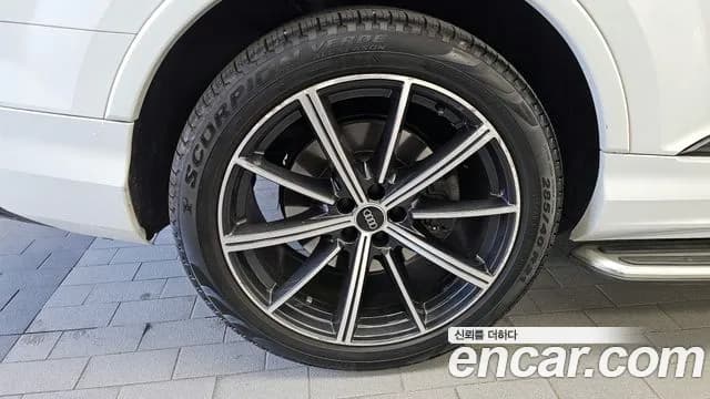 2021 Audi Q7 (4M) 55 TFSI Quattro Premium Sold VIN WAUZZZ4M5MD017466 – photo 17 2021 Audi Q7 (4M) 55 TFSI Quattro Premium Sold VIN WAUZZZ4M5MD017466 – photo 17