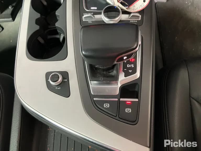 2017 Audi Q7 - VIN WAUZZZ4M7HD056078 2017 Audi Q7 VIN WAUZZZ4M7HD056078