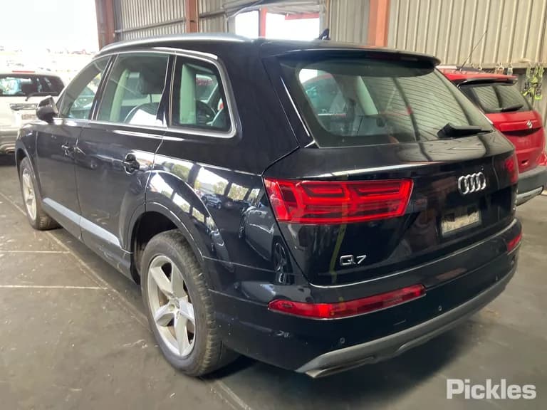 2017 Audi Q7 Used VIN WAUZZZ4M7HD056078 – dashboard 2017 Audi Q7 Used VIN WAUZZZ4M7HD056078 – dashboard