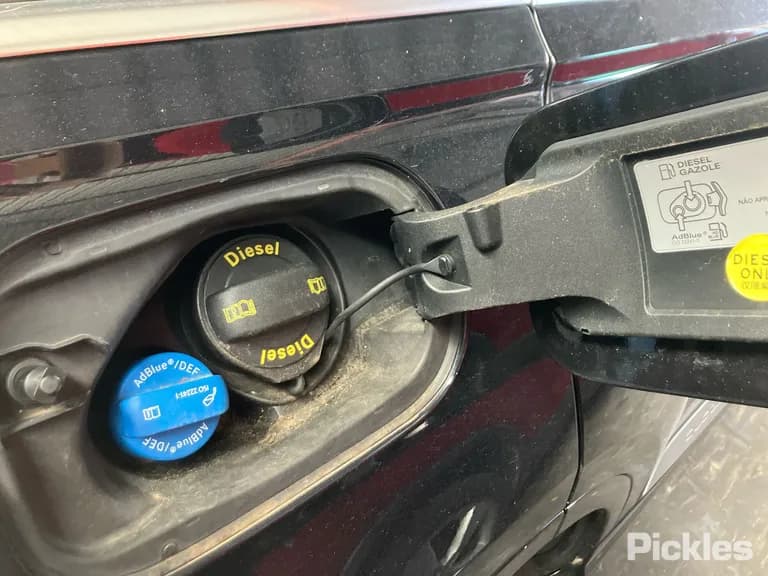 2017 Audi Q7 Used VIN WAUZZZ4M7HD056078 – trunk area 2017 Audi Q7 Used VIN WAUZZZ4M7HD056078 – trunk area