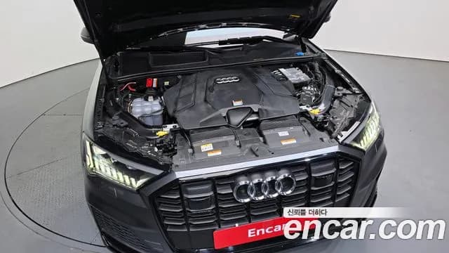 2022 Audi Q7 (4M) 55 TFSI Quattro Premium Sold VIN WAUZZZ4M8ND028060 – side profile 2022 Audi Q7 (4M) 55 TFSI Quattro Premium Sold VIN WAUZZZ4M8ND028060 – side profile