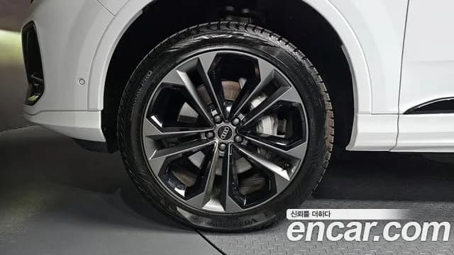 2025 Audi Q7 (4M) 55 TFSI Quattro Premium Sold VIN WAUZZZ4M9SD042173 – photo 29 2025 Audi Q7 (4M) 55 TFSI Quattro Premium Sold VIN WAUZZZ4M9SD042173 – photo 29