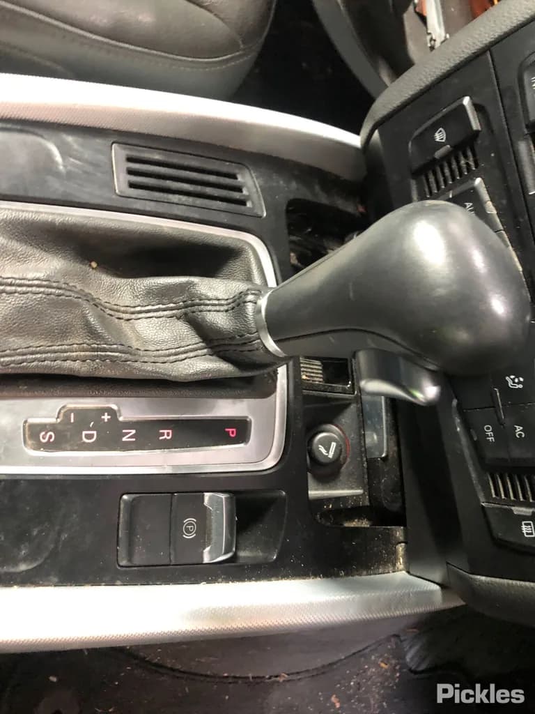 2012 Audi Q5 Used VIN WAUZZZ8R2CA060653 – dashboard 2012 Audi Q5 Used VIN WAUZZZ8R2CA060653 – dashboard