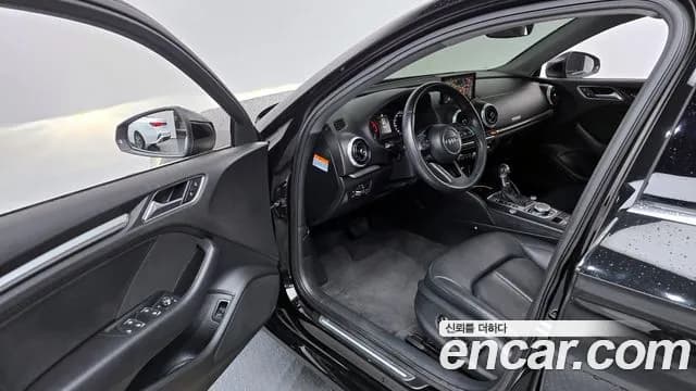 2018 Audi New A3 40 TFSI Sold VIN WAUZZZ8V4J1089159 – engine bay 2018 Audi New A3 40 TFSI Sold VIN WAUZZZ8V4J1089159 – engine bay