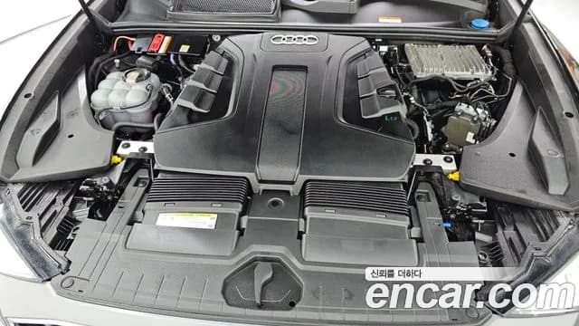 2020 Audi Q8 (4M) 50 TDI Quattro Premium Sold VIN WAUZZZF10LD019093 – exterior detail 2020 Audi Q8 (4M) 50 TDI Quattro Premium Sold VIN WAUZZZF10LD019093 – exterior detail