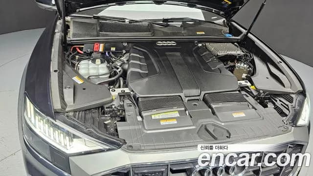 2021 Audi Q8 (4M) 45 TDI Quattro Premium Sold VIN WAUZZZF14MD003965 – trunk area 2021 Audi Q8 (4M) 45 TDI Quattro Premium Sold VIN WAUZZZF14MD003965 – trunk area