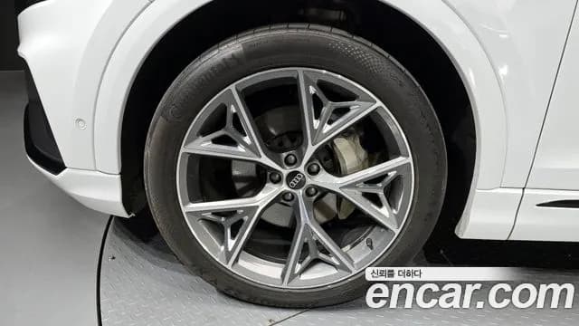 2023 Audi Q8 (4M) 50 TDI Quattro Premium Sold VIN WAUZZZF14PD052832 – exterior detail 2023 Audi Q8 (4M) 50 TDI Quattro Premium Sold VIN WAUZZZF14PD052832 – exterior detail