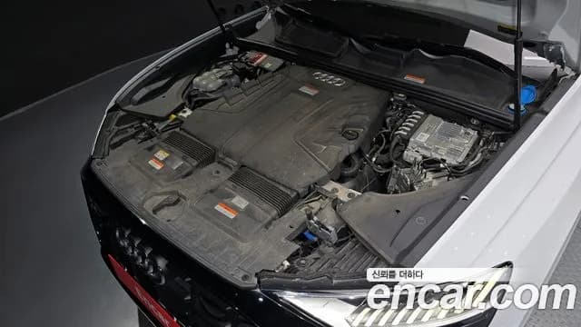 2023 Audi Q8 (4M) 50 TDI Quattro Premium Sold VIN WAUZZZF14PD052832 – trunk area 2023 Audi Q8 (4M) 50 TDI Quattro Premium Sold VIN WAUZZZF14PD052832 – trunk area