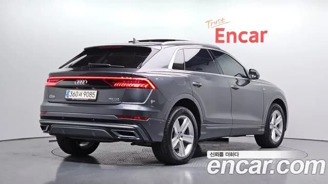 2021 Audi Q8 (4M) 45 TDI Quattro Premium Sold VIN WAUZZZF19MD001581 – trunk area 2021 Audi Q8 (4M) 45 TDI Quattro Premium Sold VIN WAUZZZF19MD001581 – trunk area