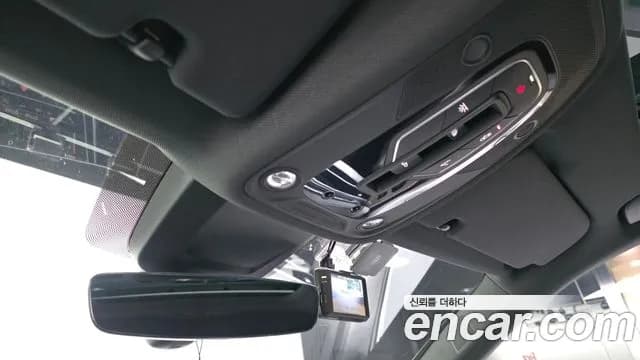 2020 Audi Q8 (4M) 50 TDI Quattro Premium Sold VIN WAUZZZF1XLD013673 – interior seats 2020 Audi Q8 (4M) 50 TDI Quattro Premium Sold VIN WAUZZZF1XLD013673 – interior seats