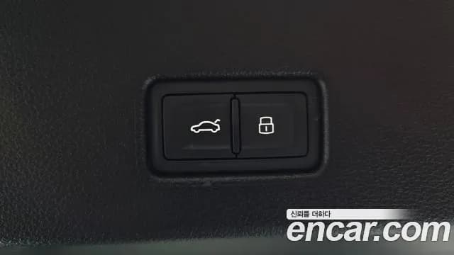 2021 Audi A7 (4K) 55 TFSI Quattro Premium Sold VIN WAUZZZF21MN045996 – interior seats 2021 Audi A7 (4K) 55 TFSI Quattro Premium Sold VIN WAUZZZF21MN045996 – interior seats