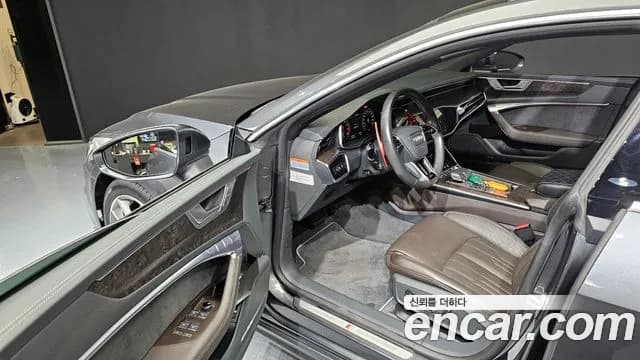 2021 Audi A7 (4K) 55 TFSI Quattro Premium Sold VIN WAUZZZF21MN056111 – undercarriage 2021 Audi A7 (4K) 55 TFSI Quattro Premium Sold VIN WAUZZZF21MN056111 – undercarriage