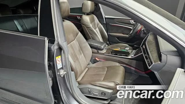 2021 Audi A7 (4K) 55 TFSI Quattro Premium Sold VIN WAUZZZF21MN056111 – trunk area 2021 Audi A7 (4K) 55 TFSI Quattro Premium Sold VIN WAUZZZF21MN056111 – trunk area