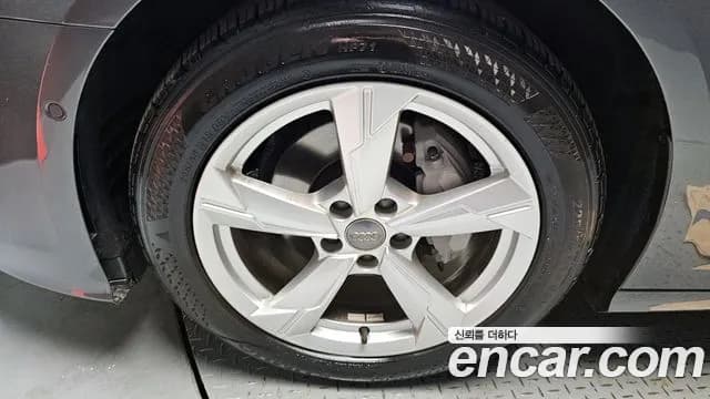 2020 Audi A6 (C8) 40 TDI Sold VIN WAUZZZF23LN065049 – rear exterior 2020 Audi A6 (C8) 40 TDI Sold VIN WAUZZZF23LN065049 – rear exterior