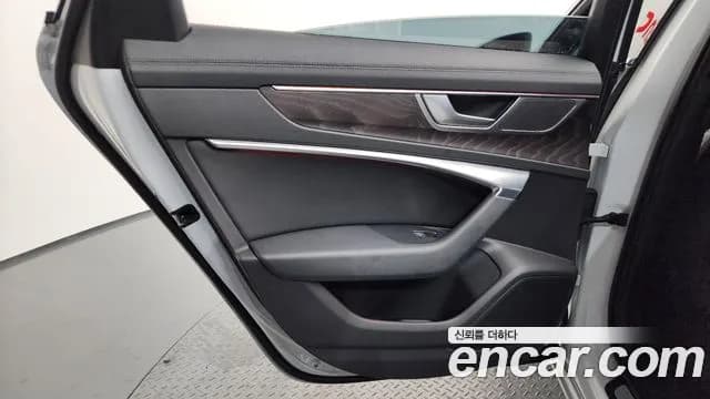 2020 Audi A6 (C8) 45 TFSI Quattro Premium Sold VIN WAUZZZF24LN057431 – front exterior 2020 Audi A6 (C8) 45 TFSI Quattro Premium Sold VIN WAUZZZF24LN057431 – front exterior