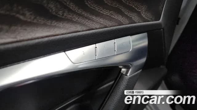 2020 Audi A6 (C8) 45 TFSI Quattro Premium Sold VIN WAUZZZF24LN057431 – engine bay 2020 Audi A6 (C8) 45 TFSI Quattro Premium Sold VIN WAUZZZF24LN057431 – engine bay
