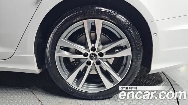 2021 Audi A6 (C8) 45 TFSI Quattro Premium Sold VIN WAUZZZF24MN074022 – side profile 2021 Audi A6 (C8) 45 TFSI Quattro Premium Sold VIN WAUZZZF24MN074022 – side profile