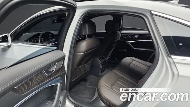 2022 Audi A6 (C8) 45 TFSI Premium Sold VIN WAUZZZF24NN055522 – trunk area 2022 Audi A6 (C8) 45 TFSI Premium Sold VIN WAUZZZF24NN055522 – trunk area