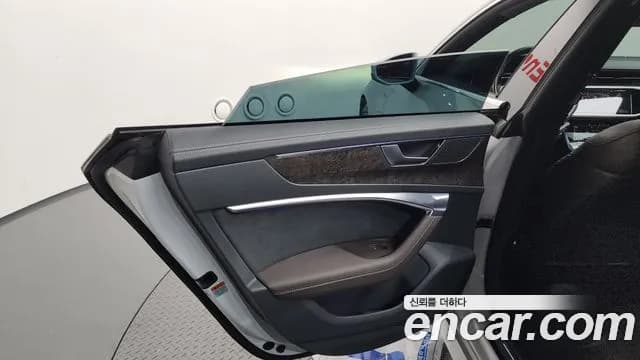 2020 Audi A7 (4K) 55 TFSI Quattro Premium Sold VIN WAUZZZF25LN052383 – side profile 2020 Audi A7 (4K) 55 TFSI Quattro Premium Sold VIN WAUZZZF25LN052383 – side profile