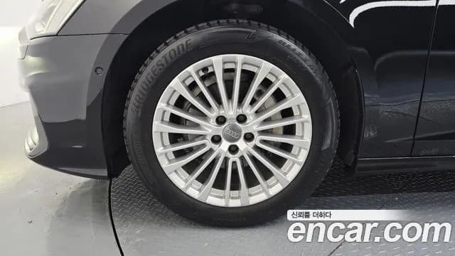 2020 Audi A6 (C8) 40 TDI Quattro Premium Sold VIN WAUZZZF26LN066762 – photo 11 2020 Audi A6 (C8) 40 TDI Quattro Premium Sold VIN WAUZZZF26LN066762 – photo 11