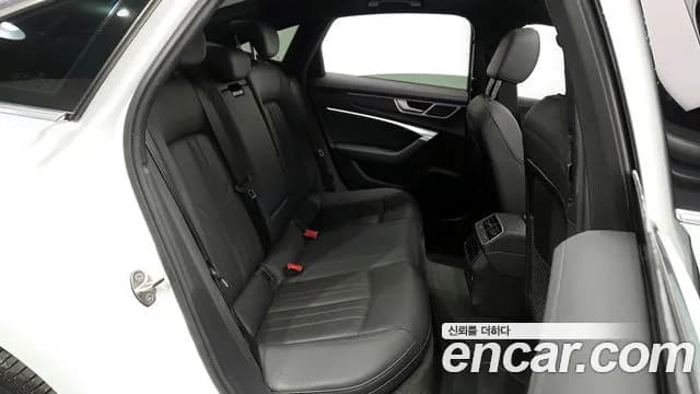 2021 Audi A6 (C8) 45 TFSI Premium Sold VIN WAUZZZF26MN072708 – trunk area 2021 Audi A6 (C8) 45 TFSI Premium Sold VIN WAUZZZF26MN072708 – trunk area