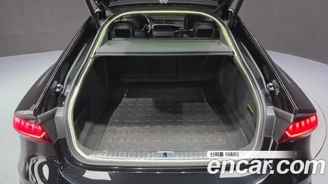 2020 Audi A7 (4K) 55 TFSI Quattro Premium Sold VIN WAUZZZF27LN062106 – engine bay 2020 Audi A7 (4K) 55 TFSI Quattro Premium Sold VIN WAUZZZF27LN062106 – engine bay