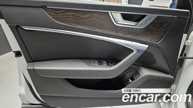 2020 Audi A6 (C8) 40 TDI Premium Sold VIN WAUZZZF28LN028935 – dashboard 2020 Audi A6 (C8) 40 TDI Premium Sold VIN WAUZZZF28LN028935 – dashboard