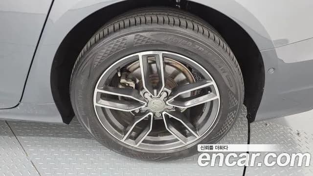 2020 Audi A6 (C8) 40 TDI Quattro Premium Sold VIN WAUZZZF28LN058050 – photo 14 2020 Audi A6 (C8) 40 TDI Quattro Premium Sold VIN WAUZZZF28LN058050 – photo 14
