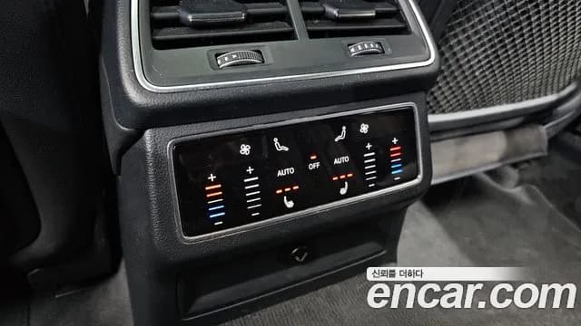 2021 Audi A6 (C8) 40 TDI Quattro Premium Sold VIN WAUZZZF28MN005706 – interior seats 2021 Audi A6 (C8) 40 TDI Quattro Premium Sold VIN WAUZZZF28MN005706 – interior seats