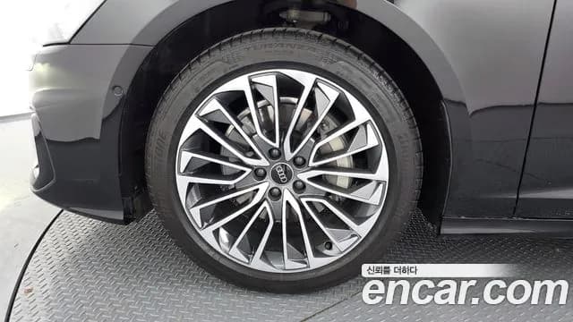 2025 Audi A6 (C8) 45 TFSI Quattro Premium Sold VIN WAUZZZF28SN027895 – rear exterior 2025 Audi A6 (C8) 45 TFSI Quattro Premium Sold VIN WAUZZZF28SN027895 – rear exterior