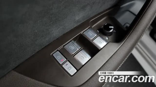 2020 Audi A7 (4K) 50 TDI Quattrp Premium Sold VIN WAUZZZF29LN053357 – interior seats 2020 Audi A7 (4K) 50 TDI Quattrp Premium Sold VIN WAUZZZF29LN053357 – interior seats