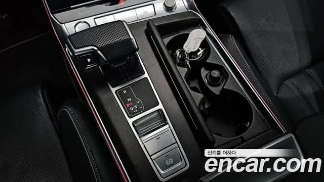 2020 Audi A7 (4K) 50 TDI Quattrp Premium Sold VIN WAUZZZF29LN074838 – engine bay 2020 Audi A7 (4K) 50 TDI Quattrp Premium Sold VIN WAUZZZF29LN074838 – engine bay