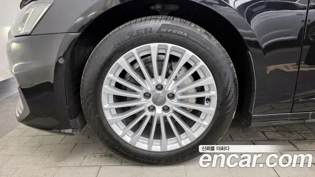 2021 Audi A6 (C8) 40 TDI Quattro Premium Sold VIN WAUZZZF29MN002118 – side profile 2021 Audi A6 (C8) 40 TDI Quattro Premium Sold VIN WAUZZZF29MN002118 – side profile