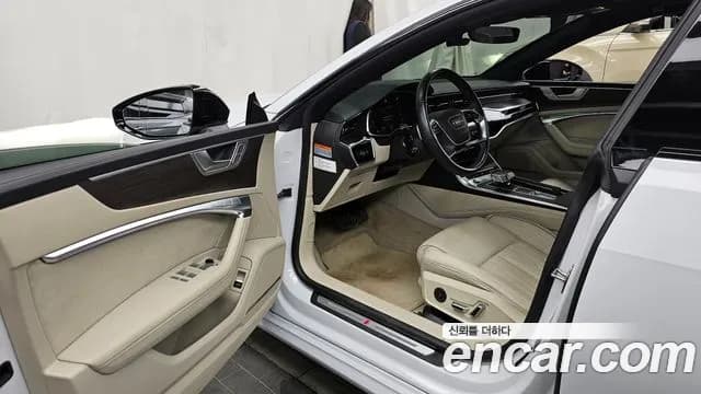 2022 Audi A7 (4K) 55 TFSI Quattro Premium Sold VIN WAUZZZF29NN041423 – interior seats 2022 Audi A7 (4K) 55 TFSI Quattro Premium Sold VIN WAUZZZF29NN041423 – interior seats