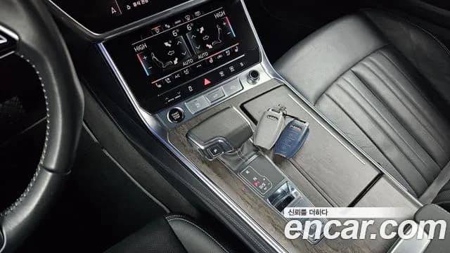 2021 Audi A6 (C8) 45 TDI Quattro Premium Sold VIN WAUZZZF2XMN006677 – undercarriage 2021 Audi A6 (C8) 45 TDI Quattro Premium Sold VIN WAUZZZF2XMN006677 – undercarriage