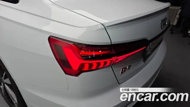 2022 Audi S6 (C8) 3.0 TDI Quattro Sold VIN WAUZZZF2XNN044511 – engine bay 2022 Audi S6 (C8) 3.0 TDI Quattro Sold VIN WAUZZZF2XNN044511 – engine bay