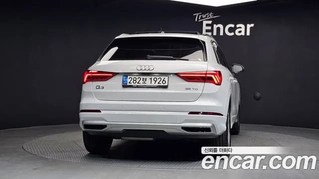 2020 Audi Q3 (F3) 35 TDI Premium Sold VIN WAUZZZF34L1111245 – interior seats 2020 Audi Q3 (F3) 35 TDI Premium Sold VIN WAUZZZF34L1111245 – interior seats