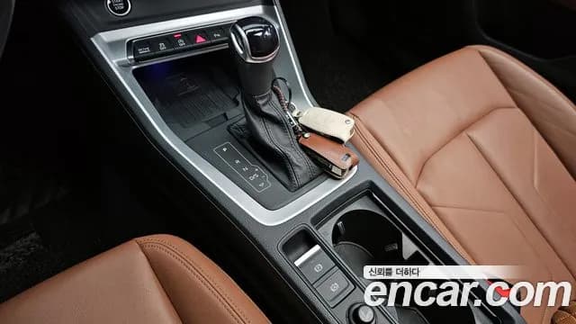 2023 Audi Q3 (F3) 35 TDI Premium Sold VIN WAUZZZF35P1028235 – interior seats 2023 Audi Q3 (F3) 35 TDI Premium Sold VIN WAUZZZF35P1028235 – interior seats
