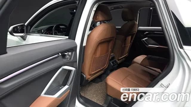 2020 Audi Q3 (F3) 35 TDI Sold VIN WAUZZZF39L1088366 – interior seats 2020 Audi Q3 (F3) 35 TDI Sold VIN WAUZZZF39L1088366 – interior seats