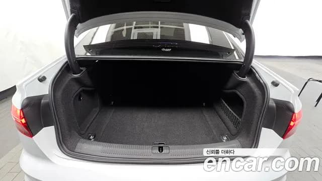 2021 Audi A4 (B9) 40 TFSI Premium Sold VIN WAUZZZF41MA076769 – dashboard 2021 Audi A4 (B9) 40 TFSI Premium Sold VIN WAUZZZF41MA076769 – dashboard