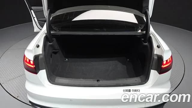 2021 Audi A4 (B9) 40 TFSI Sold VIN WAUZZZF42MA020615 – side profile 2021 Audi A4 (B9) 40 TFSI Sold VIN WAUZZZF42MA020615 – side profile