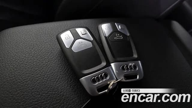 2019 Audi A4 (B9) 40 TFSI Sold VIN WAUZZZF43KA120574 – rear exterior 2019 Audi A4 (B9) 40 TFSI Sold VIN WAUZZZF43KA120574 – rear exterior