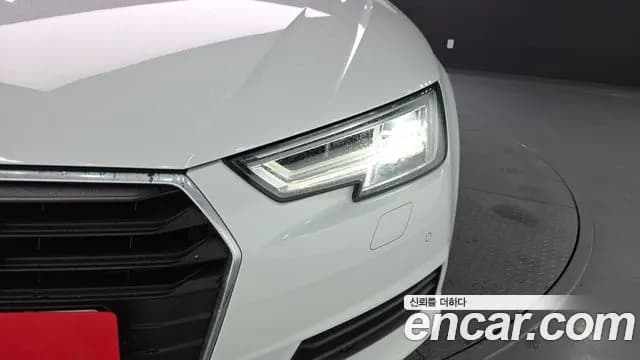 2018 Audi A4 (B9) 35 TDI Quattro Sold VIN WAUZZZF46JA190214 – dashboard 2018 Audi A4 (B9) 35 TDI Quattro Sold VIN WAUZZZF46JA190214 – dashboard