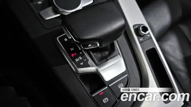 2018 Audi A4 (B9) 35 TDI Quattro Sold VIN WAUZZZF49JA190918 – photo 12 2018 Audi A4 (B9) 35 TDI Quattro Sold VIN WAUZZZF49JA190918 – photo 12
