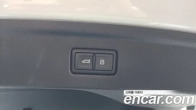 2019 Audi A5 (F5) 45 TFSI Quattro Premium Sportback Sold VIN WAUZZZF51KA074879 – exterior detail 2019 Audi A5 (F5) 45 TFSI Quattro Premium Sportback Sold VIN WAUZZZF51KA074879 – exterior detail