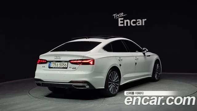 2022 Audi A5 (F5) 40 TFSI Quattro Sportback Sold VIN WAUZZZF55NA027519 – trunk area 2022 Audi A5 (F5) 40 TFSI Quattro Sportback Sold VIN WAUZZZF55NA027519 – trunk area