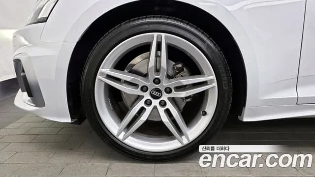 2021 Audi A5 (F5) 40 TFSI Quattro Premium Sportback Sold VIN WAUZZZF56MA041038 – photo 14 2021 Audi A5 (F5) 40 TFSI Quattro Premium Sportback Sold VIN WAUZZZF56MA041038 – photo 14