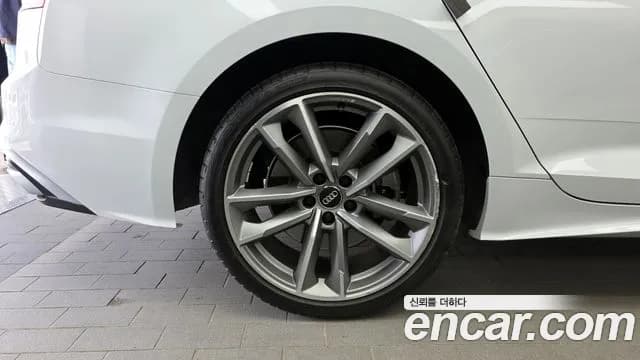 2020 Audi A5 (F5) 45 TFSI Quattro Premium Sportback Sold VIN WAUZZZF57LA015305 – front exterior 2020 Audi A5 (F5) 45 TFSI Quattro Premium Sportback Sold VIN WAUZZZF57LA015305 – front exterior