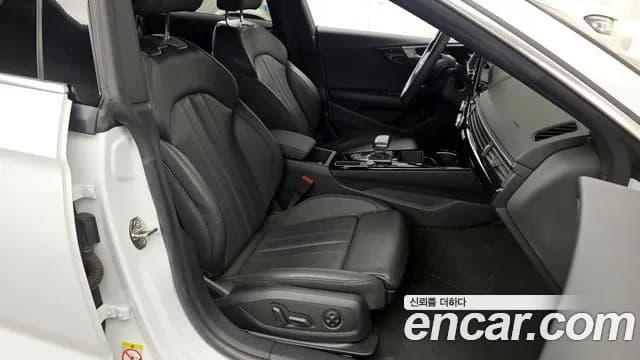 2020 Audi A5 (F5) 45 TFSI Quattro Premium Sportback Sold VIN WAUZZZF57LA015305 – trunk area 2020 Audi A5 (F5) 45 TFSI Quattro Premium Sportback Sold VIN WAUZZZF57LA015305 – trunk area