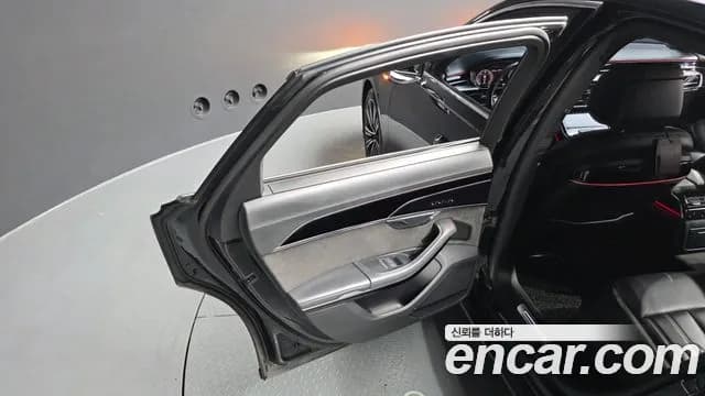 2021 Audi A8 (D5) 50 TDI Quattro Sold VIN WAUZZZF80MN030751 – undercarriage 2021 Audi A8 (D5) 50 TDI Quattro Sold VIN WAUZZZF80MN030751 – undercarriage